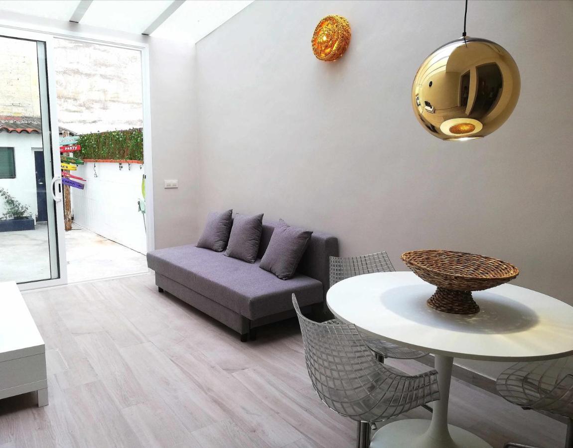 Mazi Apartments Chic Badalona Dış mekan fotoğraf