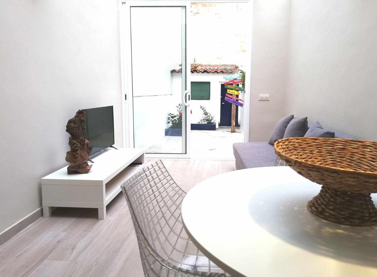 Mazi Apartments Chic Badalona Dış mekan fotoğraf