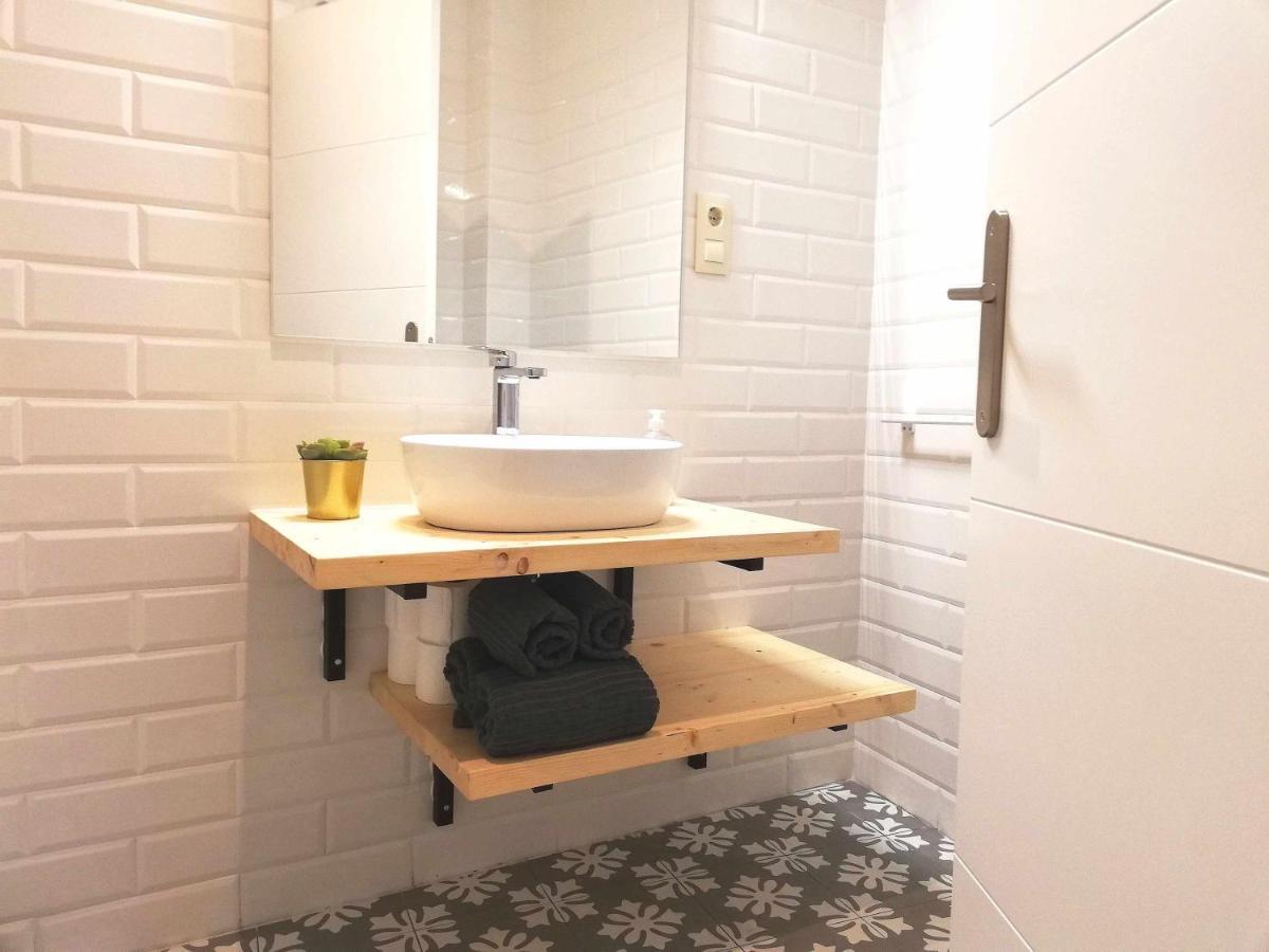 Mazi Apartments Chic Badalona Dış mekan fotoğraf