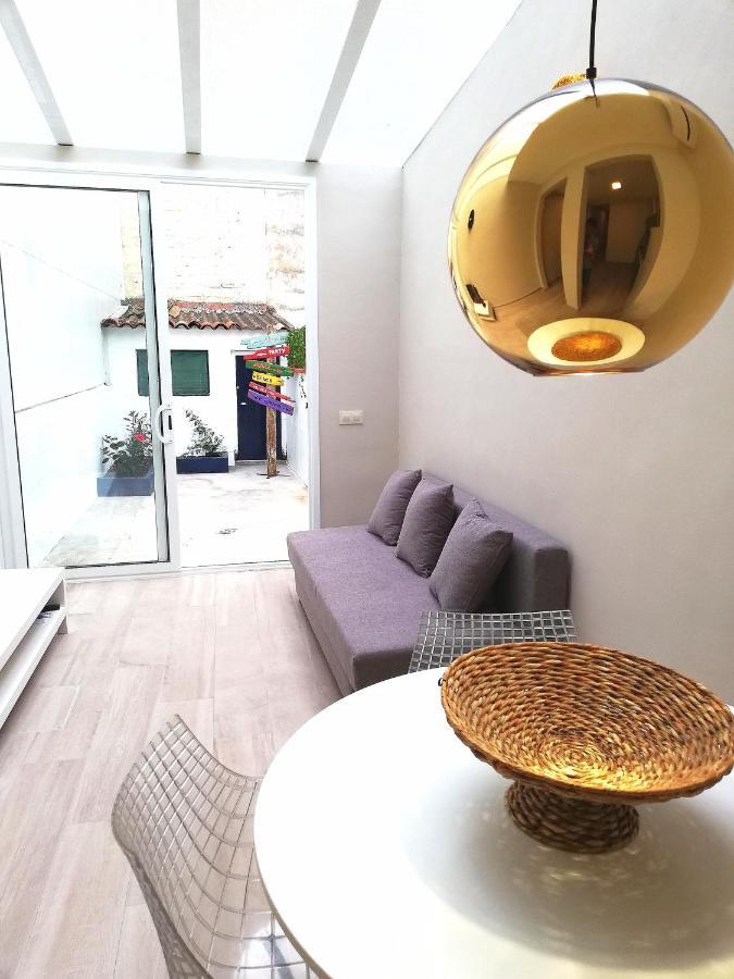 Mazi Apartments Chic Badalona Dış mekan fotoğraf